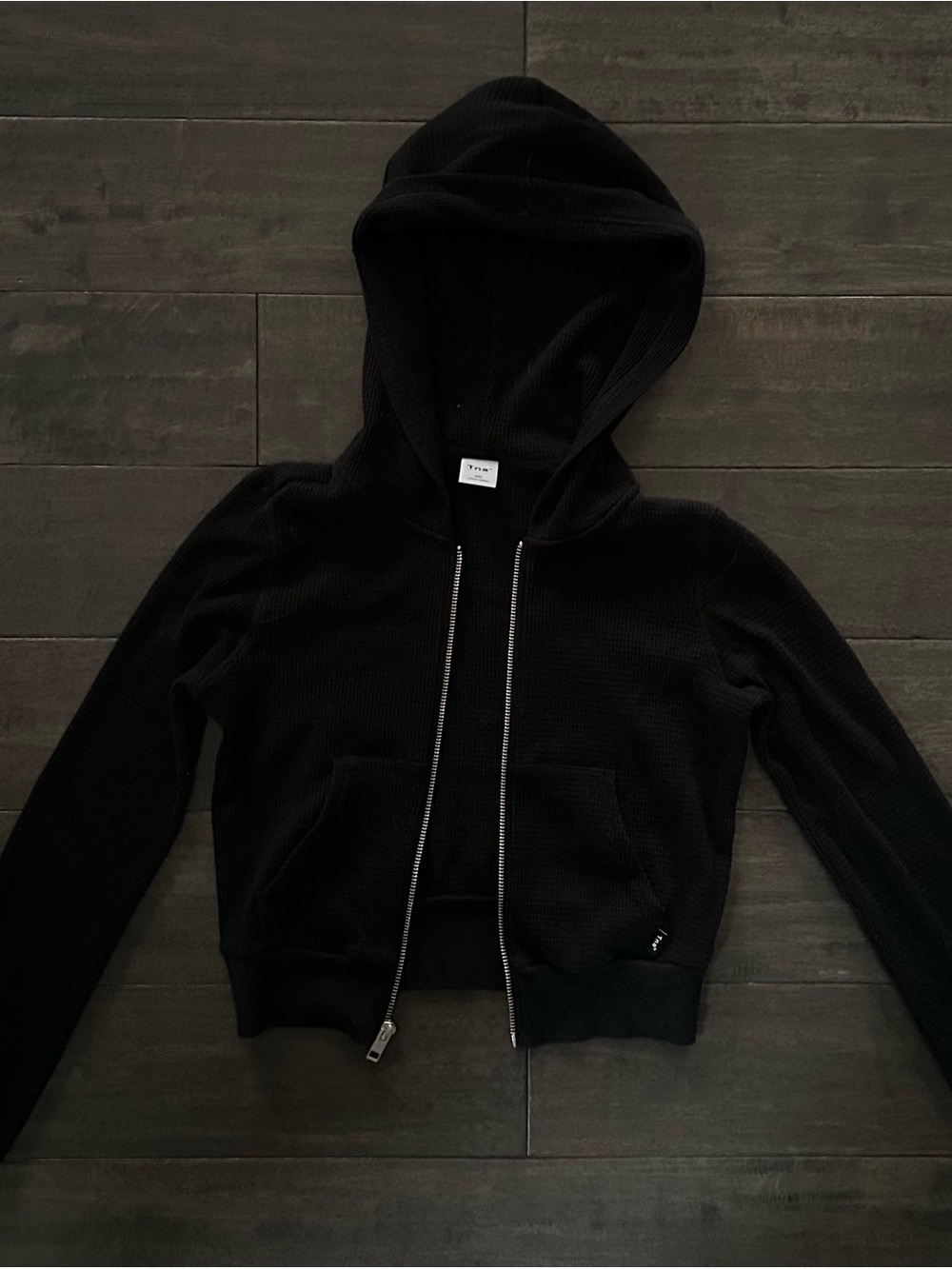 Aritzia Cropped Black Zip-Up - Picture 2 of 3